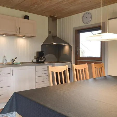 Three-bedroom Holiday In Logstor